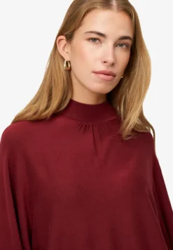 Feinstrickpullover mit Stehkragen