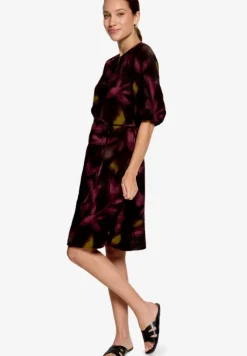 Minikleid mit Blumen