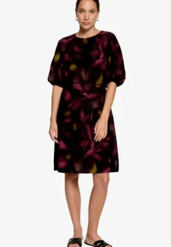 Minikleid mit Blumen