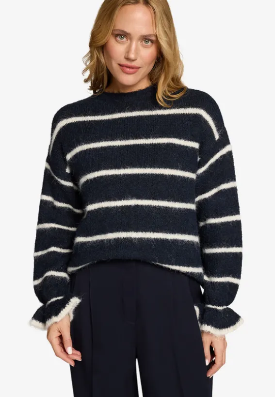 Pullover gestreift mit Wolle