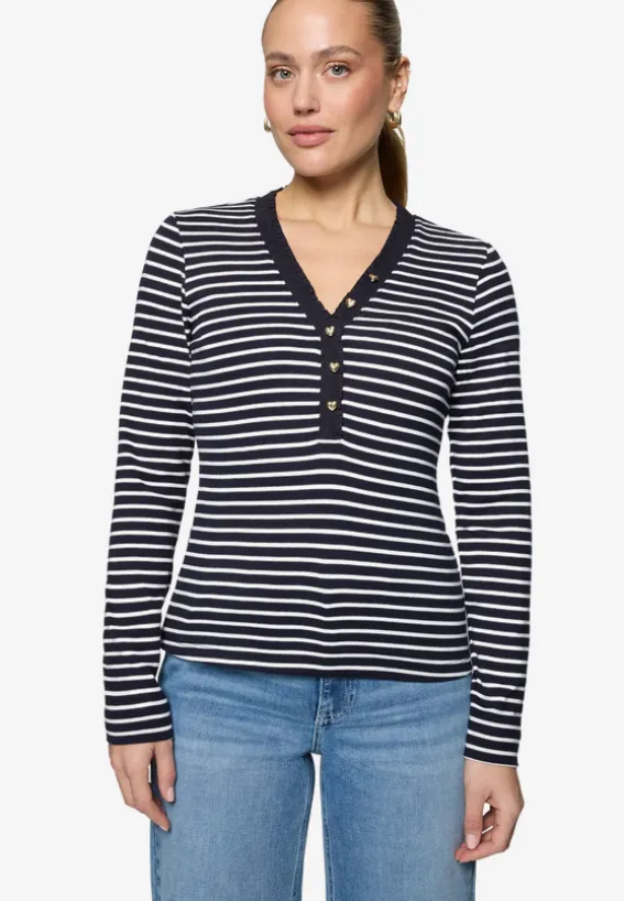 Ringelshirt mit Knopfleiste