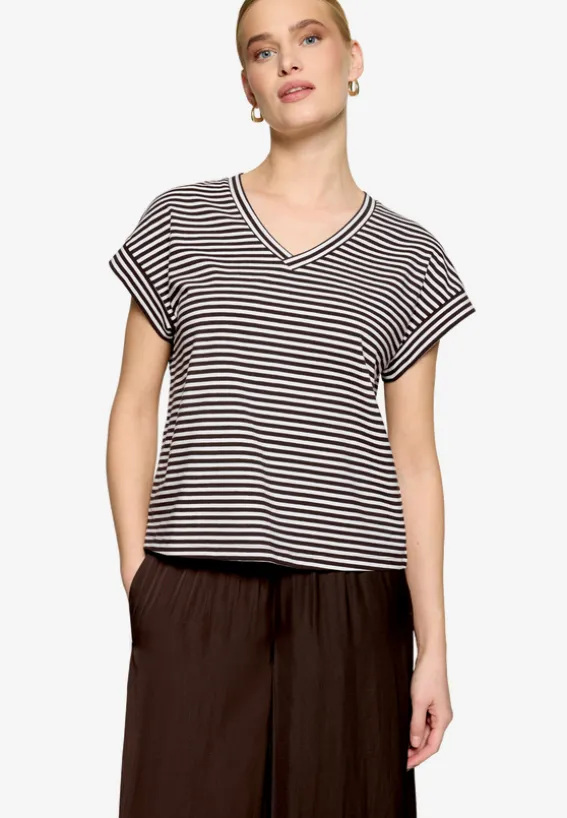 Shirt gestreift mit V-Ausschnitt