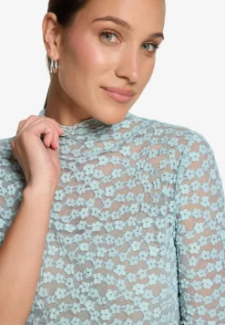 Spitzenshirt mit Stehkragen