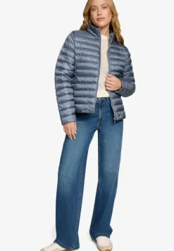 Steppjacke mit Stehkragen