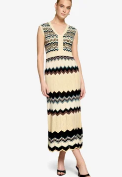 Strickkleid mit Lurexfaden
