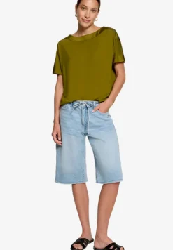T-Shirt mit U-Boot Ausschnitt